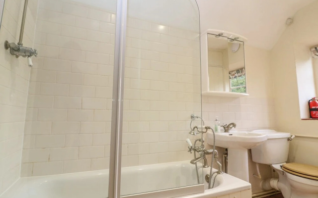 Spring Cottage, CIRENCESTER