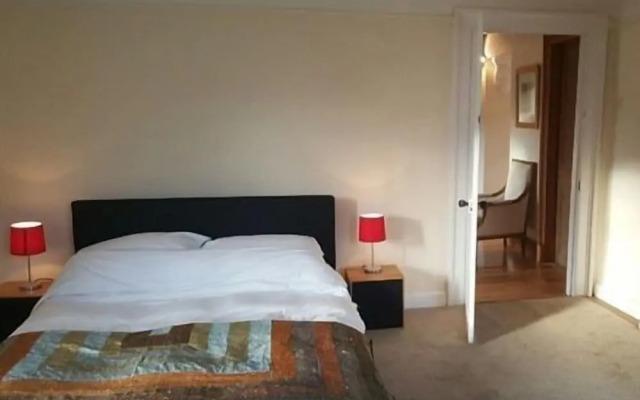 Grigshot Apartment