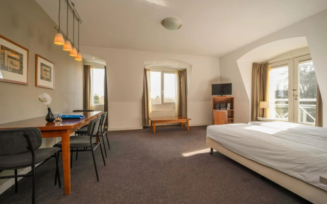 Fletcher Hotel - Restaurant De Witte Raaf