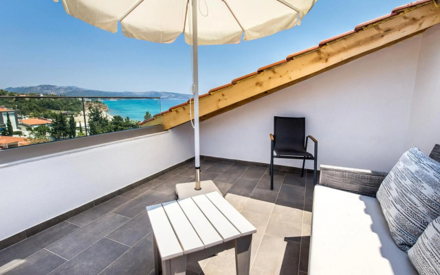 Rodon House Aparthotel