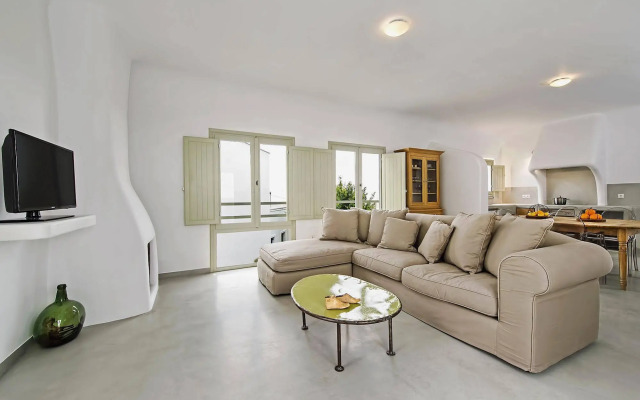 Pyrgos Terrace House
