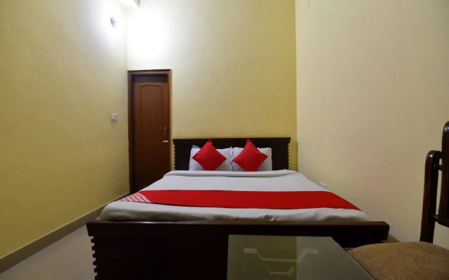 OYO 28146 Hotel Virsa