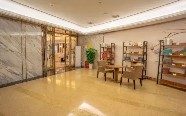 Atour S Hotel Wenshu Yuan MonasterySubway Station, Chunxi Road