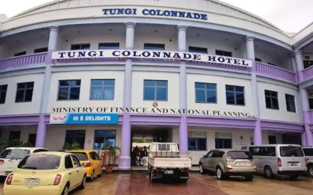 Tungi Colonnade Hotel