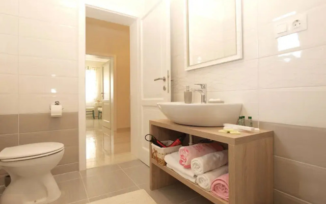 Apartment 1654