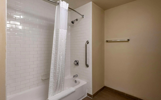 Comfort Inn Collinsville near St. Louis