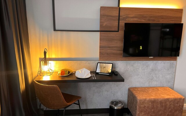 Scotty + Paul Hotel Deggendorf