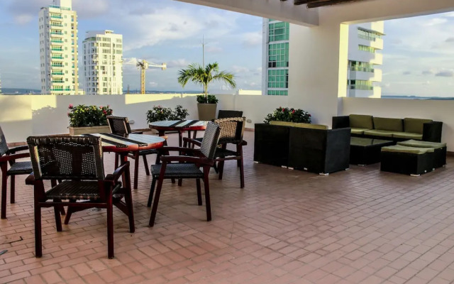 Luxury Ocean View Apartment