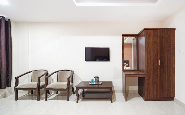 Fabhotel Akshaya Residency
