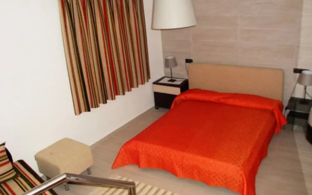 107522 - Apartment in Cala Canyelles