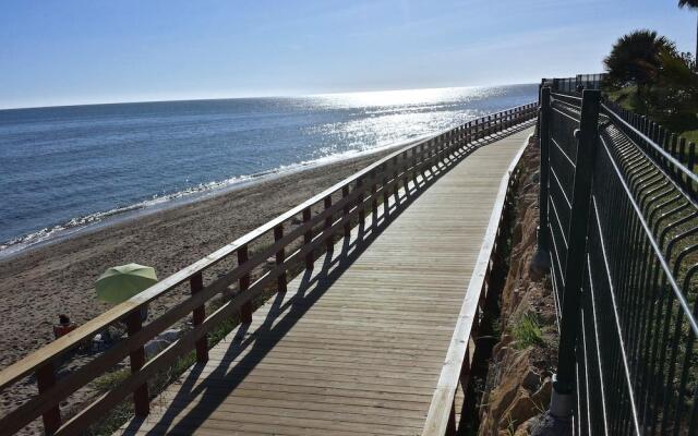 Mi Capricho Luxury Apartament by the Sea