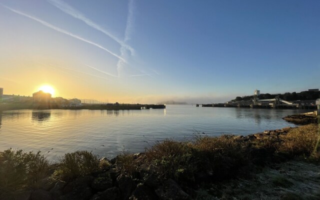 Plymouth Hoe Lovely 2-bed Ground Floor Apartment