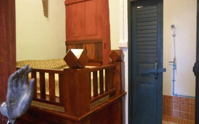 Ayutthaya Bouchic Hostel