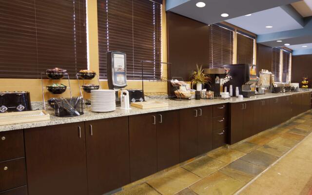 Best Western Bonnyville Inn & Suites