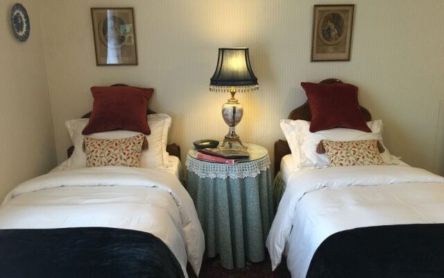 Nottingham Lodge