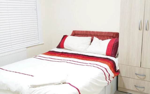 Nice n Cozy Apartment London