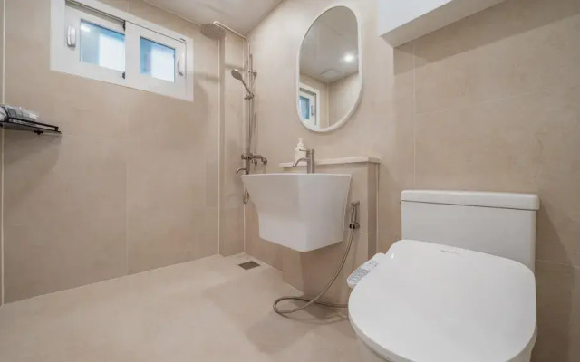 Pohang Etoile Poolvilla