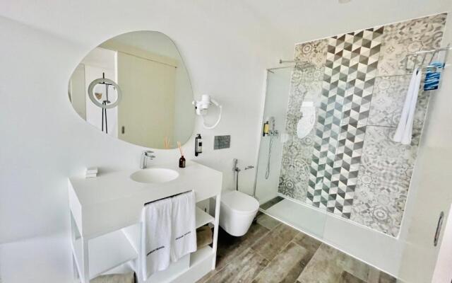 Design Suites Boutique Hotel