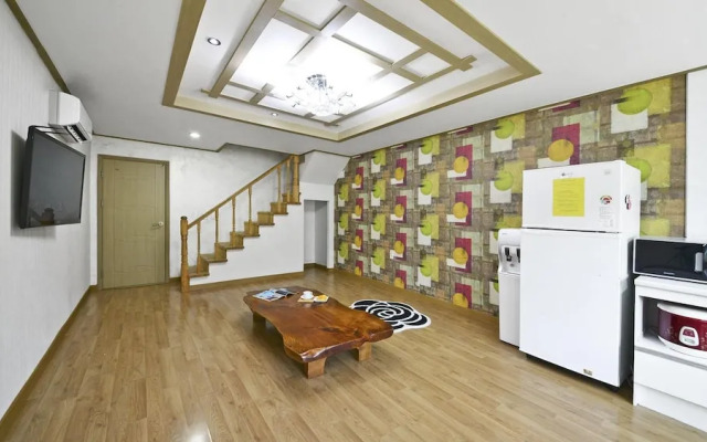 Tongyoung Macaio Pension