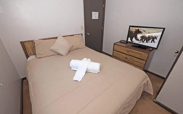 3861 Saddle Road by RedAwning