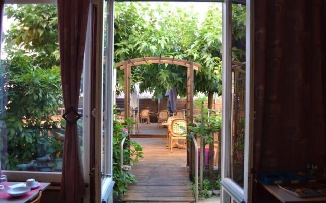 Logis Hôtel Pedussaut