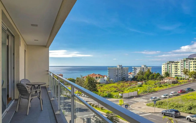 Sunset Apartment by HR Madeira