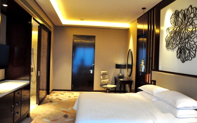 Sheraton Changde Wuling Hotel
