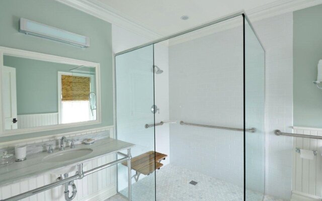 The Quogue Club at Hallock House