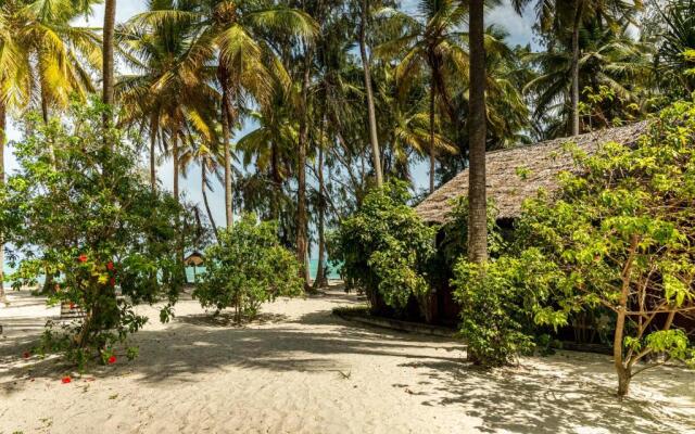 Kinazi Upepo Beach Hotel
