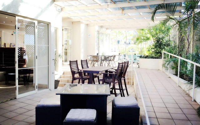 Gold Coast Backpackers - Hostel