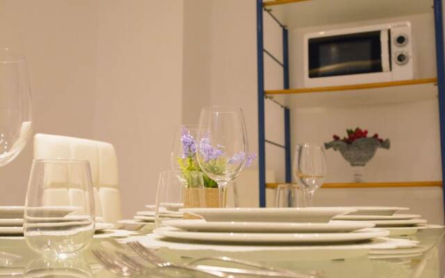Apt Gibralfaro by Málaga Picasso Rentals