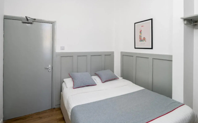OYO 117 Kings Hotel
