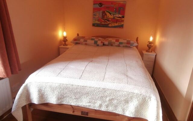 Riverside Bed & Breakfast