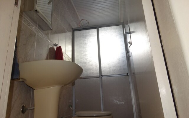 Apartment 2D with 1 Suite & View - 235