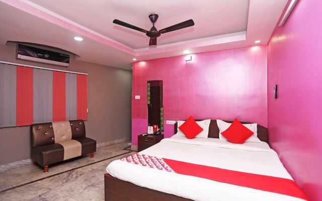 Collection O 7741 Hotel Hamza International