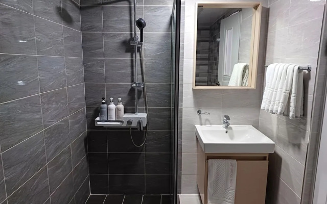 Tongyeong Bridge Hotel