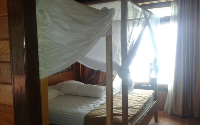 Tanta Moon Luxury Villas Siladen Island