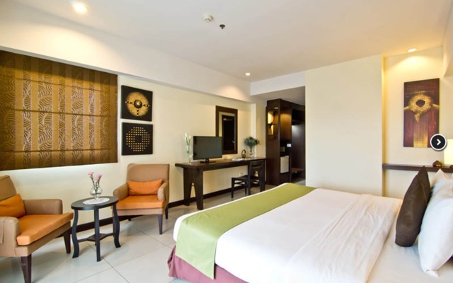 Golden Sea Pattaya Hotel
