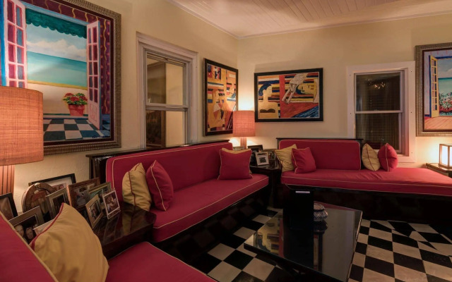 The Rock House Hotel