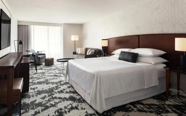 Sheraton Vancouver Airport Hotel