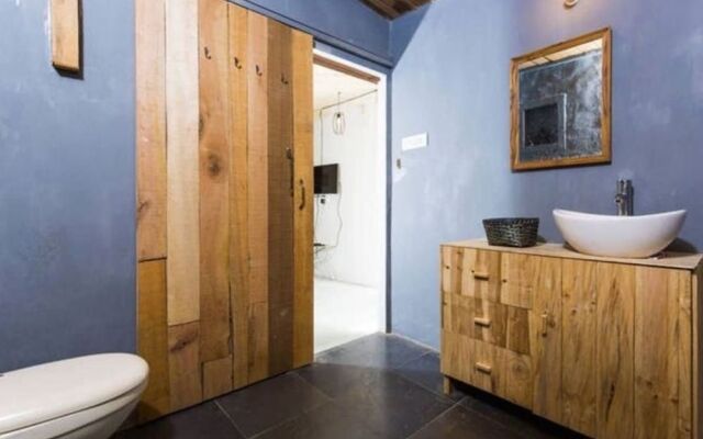 The Lazy Patio Home Stay