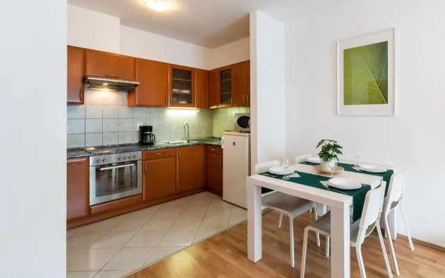 Pleasant & Comfy Apartment in super location
