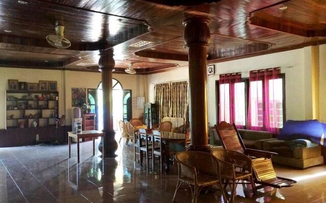 Donekhong Guesthouse