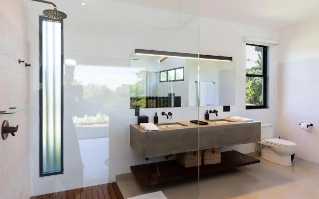 Villa Futura by Acomodo