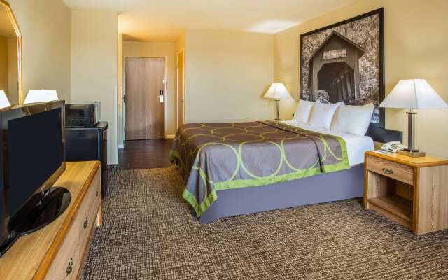 Super 8 by Wyndham Remington