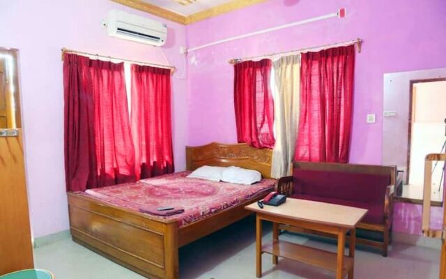 Goroomgo Aastha Digha