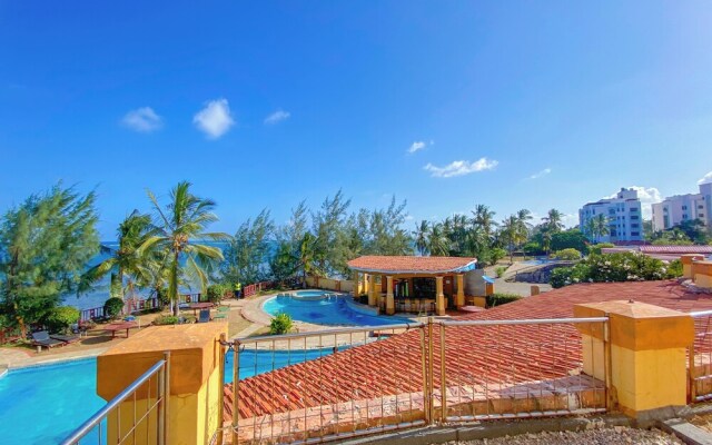 Sea Breeze Beachfront Apartments