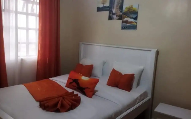 Lux Suites Khetias Apartments Naivasha