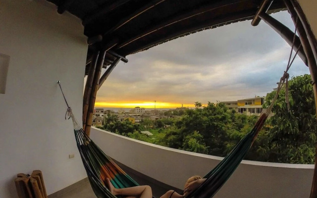 Mauna Suites and Hostal