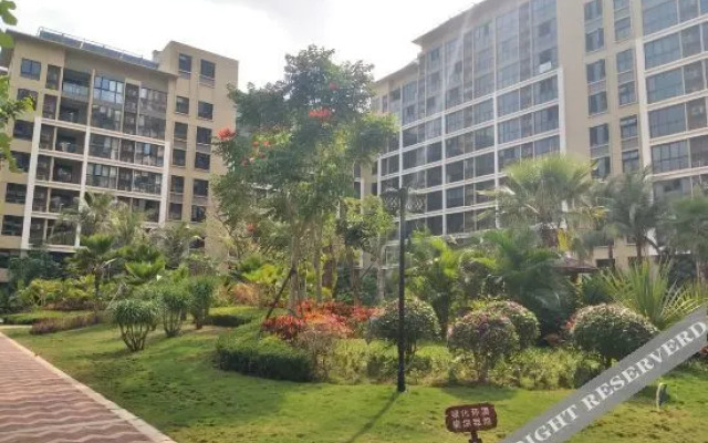 Yuejia Holiday Hotel (Yalong Bay Hehong Holiday Sunshine Branch)